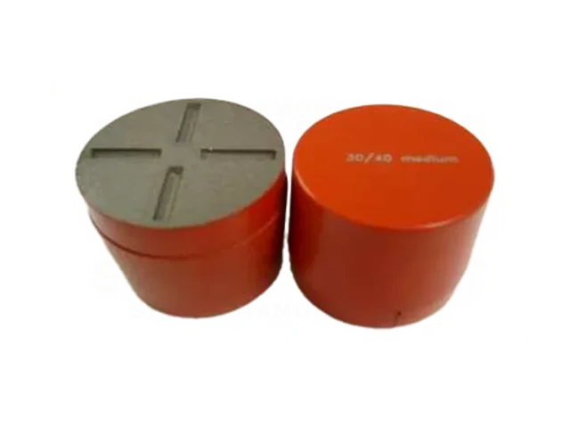 Plug - + Type